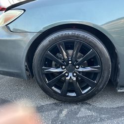 Rims 17” Inch Lexus  5 Lugs 5x114.3 Pattern Size FOUR 4 ( PLEASE CHECK YOUR LOCATION BEFOREHAND IM IN RIALTO) 