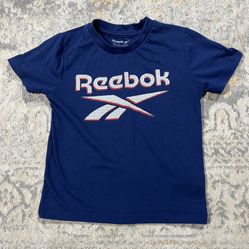 Reebok boys Blue Short Sleeve T-shirt Size 5   