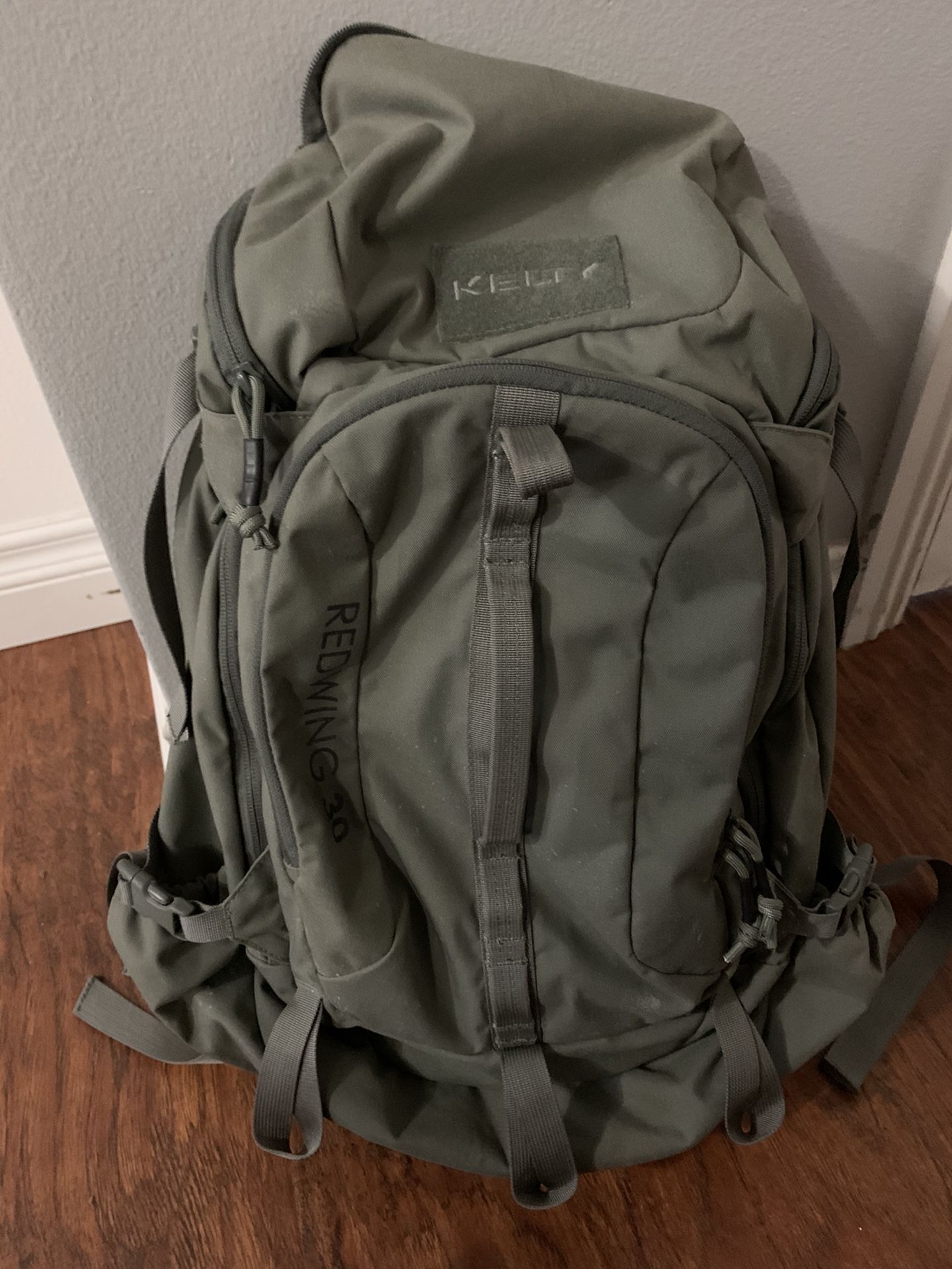 Kelty Redwing Backpack for Hiking Camping Travel Adventure