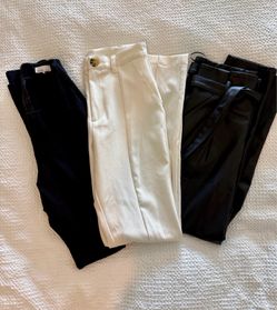 Women’s pants (3 pairs)