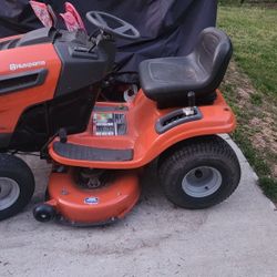 Husqvarna 42 Riding Lawn Mower

