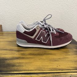 New Balance Shoes Boys Size 4 