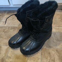 Size 10 Sorel Snow Boots