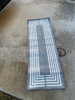 Tommy Bahamas rectangle carpet
