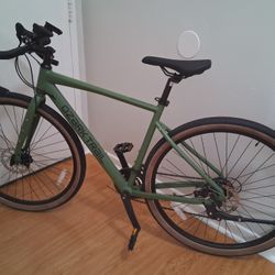 BRAND NEW OZARK TRAIL ROAD BIKE