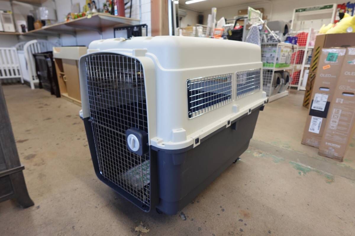 XXXL SportPet Designs Rolling Travel Kennel / Crate for Large Dogs