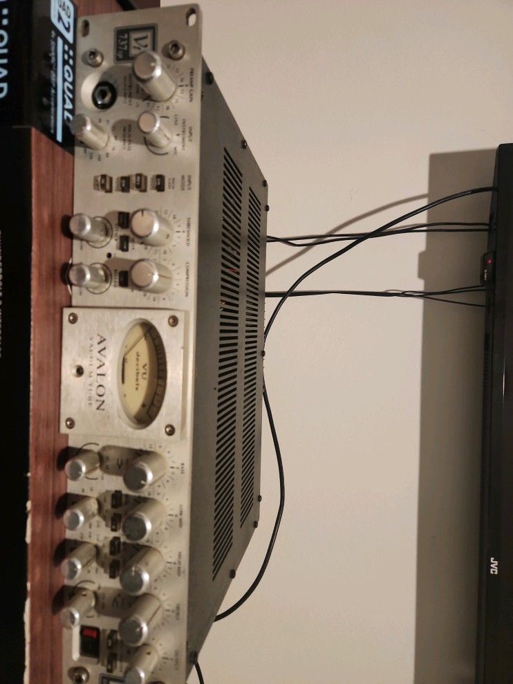 Avalon Pre AMP