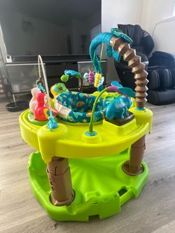 Baby bouncer