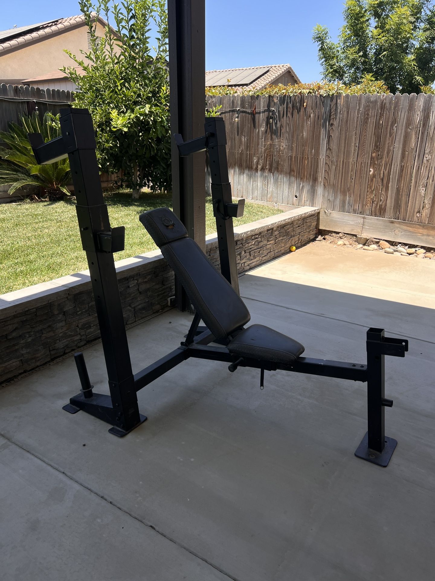 Weight Bench