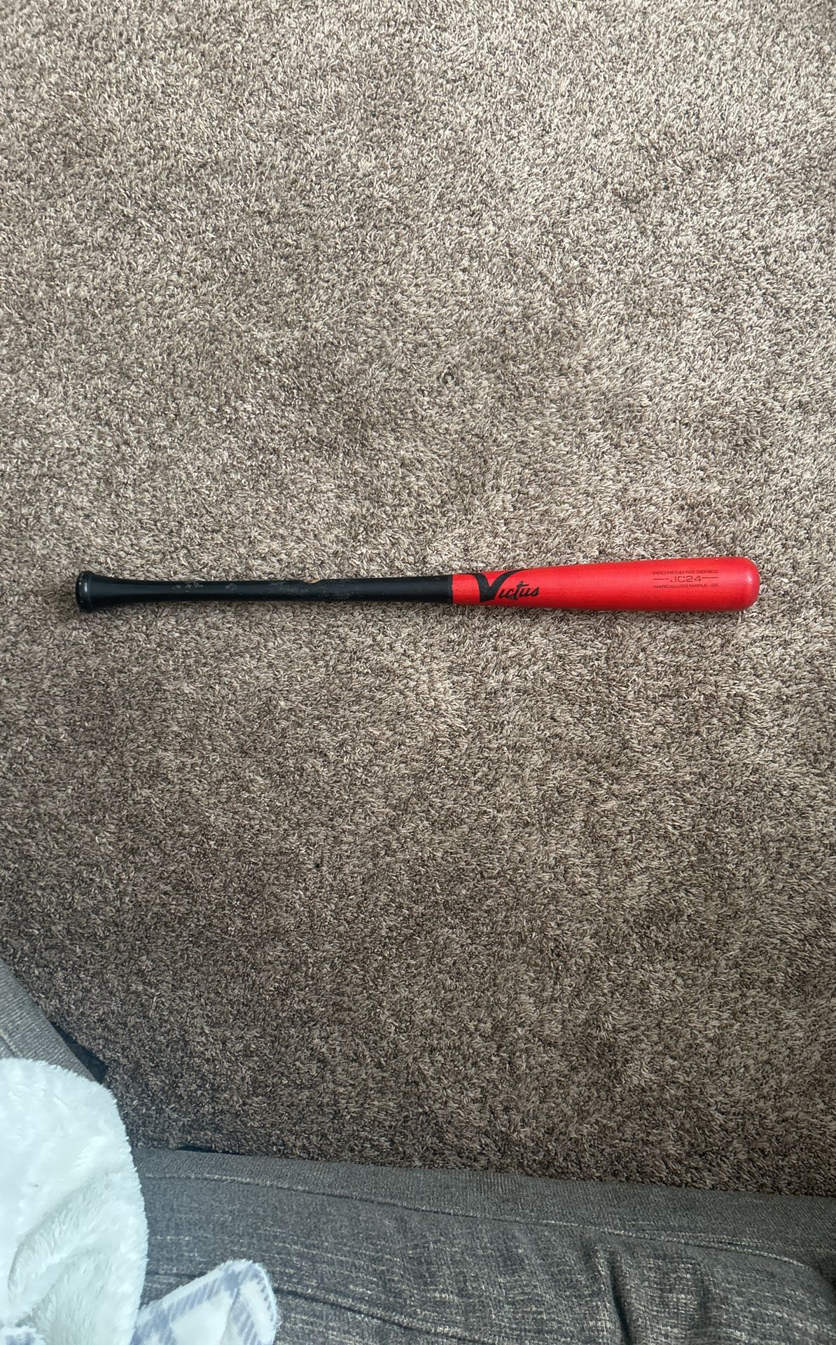 Victus JC24 Wood Bat Size 32 -3
