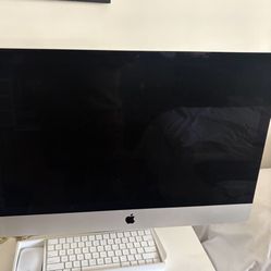 Desktop Apple Computer 
