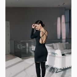 NEW BLACK CHIQUI DELGADO DRESS SIZE MEDIUM