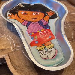 Dora Cake Pan