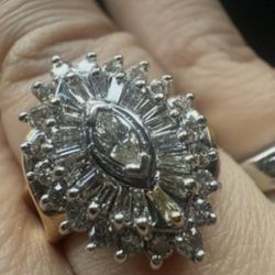 Natural Diamond Cocktail Style Ring In 14k Gold