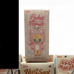 Molly Pocket Friends