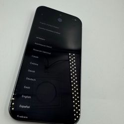 Pixel pro 9 like new