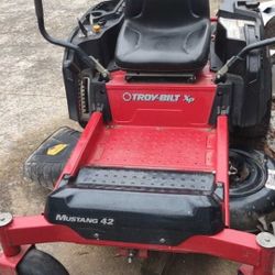Troy Bilt Zero Turn Riding Mower 