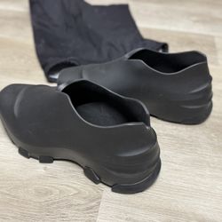 Givenchy Shoe (Men’s Size 13)