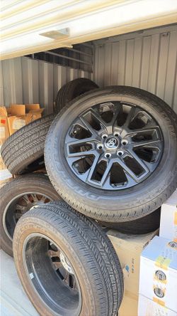 Toyota tundra tires