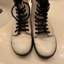 Dr Martens White Boots
