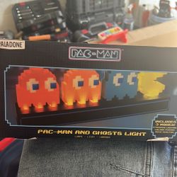 PAC -MAN 