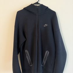 Men’s  Black Nike Tech Hoodie Jacket Size Large