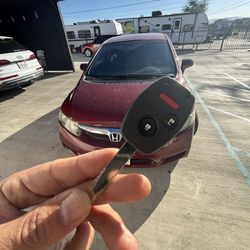 Llaves De Autos / Car Keys And Remotes 