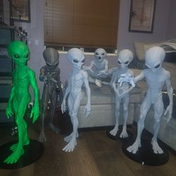 3d Printed-1947 Roswell Crash--3'ft Tall Alien Figure.- " Read Description"