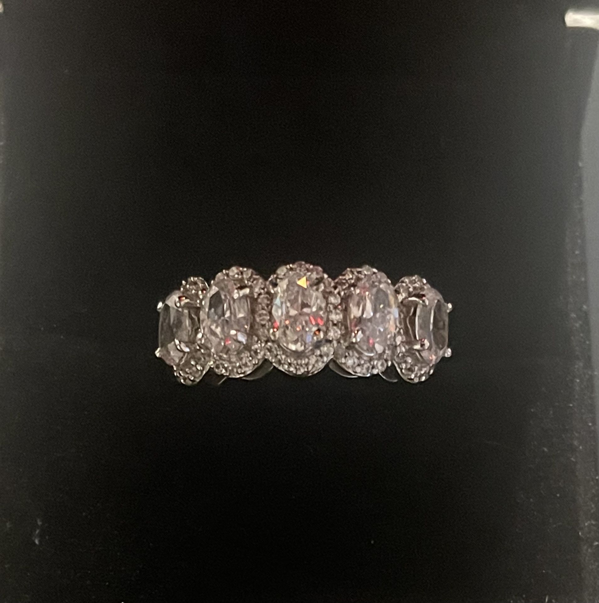White Sapphire Oval Wedding/Anniversary Band; Size 5