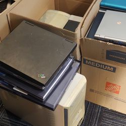 Lot Of Old Computers (12 Laptop 7 Desktop)