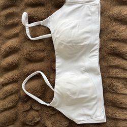 Lululemon like a cloud spaghetti-strap bra