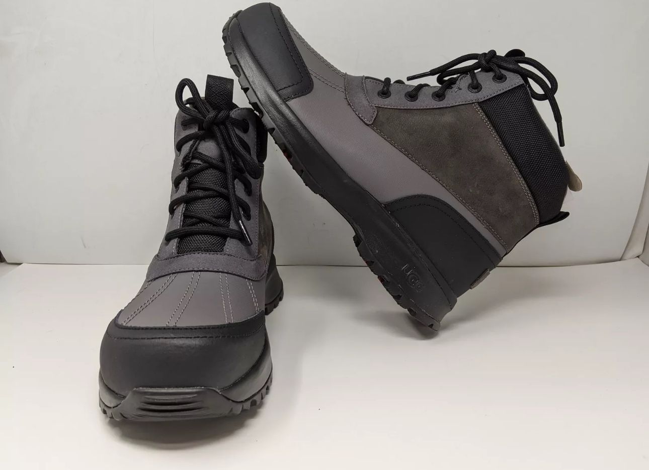 UGG Emmett Duck Waterproof Boot, Black/Gray (Size 11)