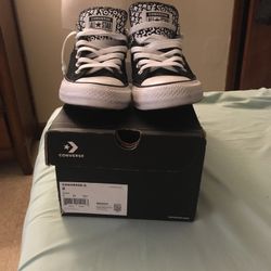 Sz8 Ladies Converse