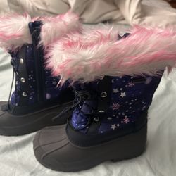 Girls Snow Boots (size 2)