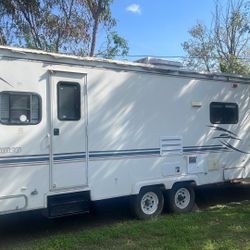 2002 Coachmen Catalina