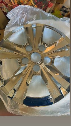 17 Wheel Skins Hubcaps (4)
