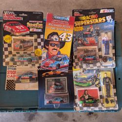 Richard Petty Die Cast 6 Pieces
