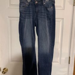 WOMENS LEVIS CURVY STRAIGHT LEG size 12 smoke free excellent condition