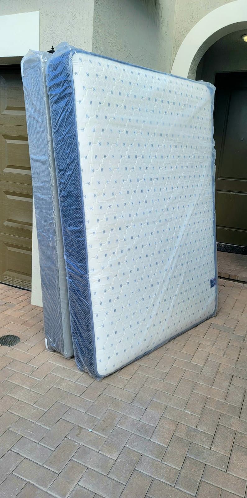 NEW QUEEN MATTRESS AND BOX SPRING 2PC, bed frame not included on price