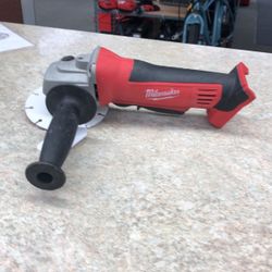 Milwaukee 2680-20 18V 4-1/2” Cut-Off/Grinder ***TOOL ONLY/Missing Guard***