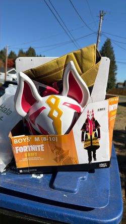 Boys, Medium Fortnite drift Halloween costume