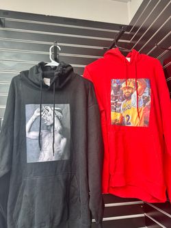 Graphic Print Pullover Hoodies – Set of 2