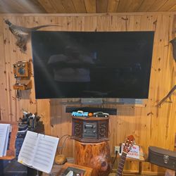 samsung 65 inch flat screen TV