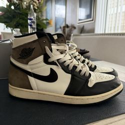 Jordan 1 Mocha