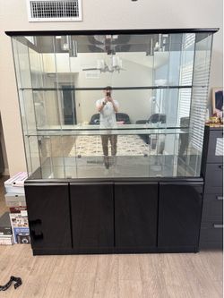 Glass cabinet
