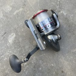 Fishing Reel Asking $25!!