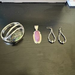 3-Piece Jewelry Lot – Abalone Bracelet, Sterling Pendant & Beaded Earrings