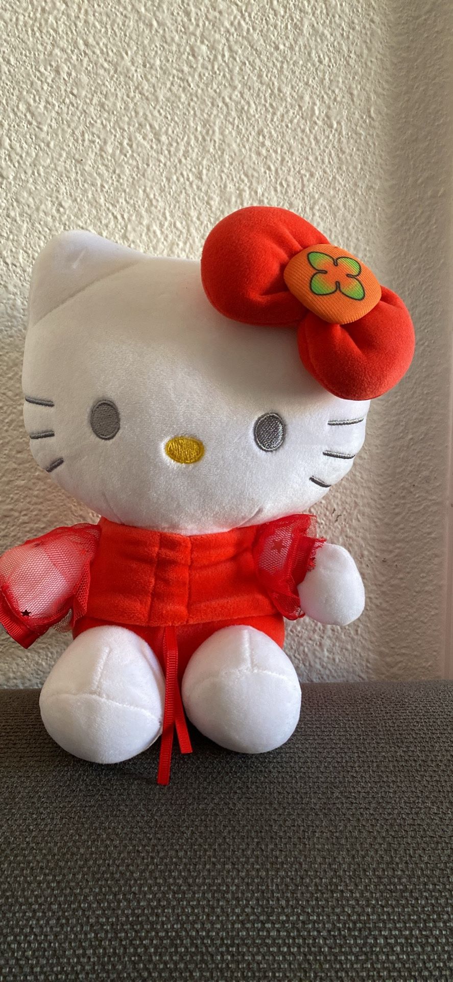 hello kitty plush