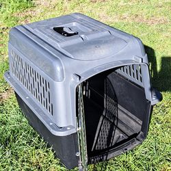 Dog Kennel / Cage