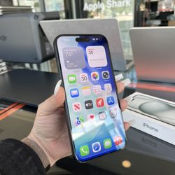 Apple iPhone 15 Plus 128GB! Unlocked to any company! 90 day warranty! We offer financing!